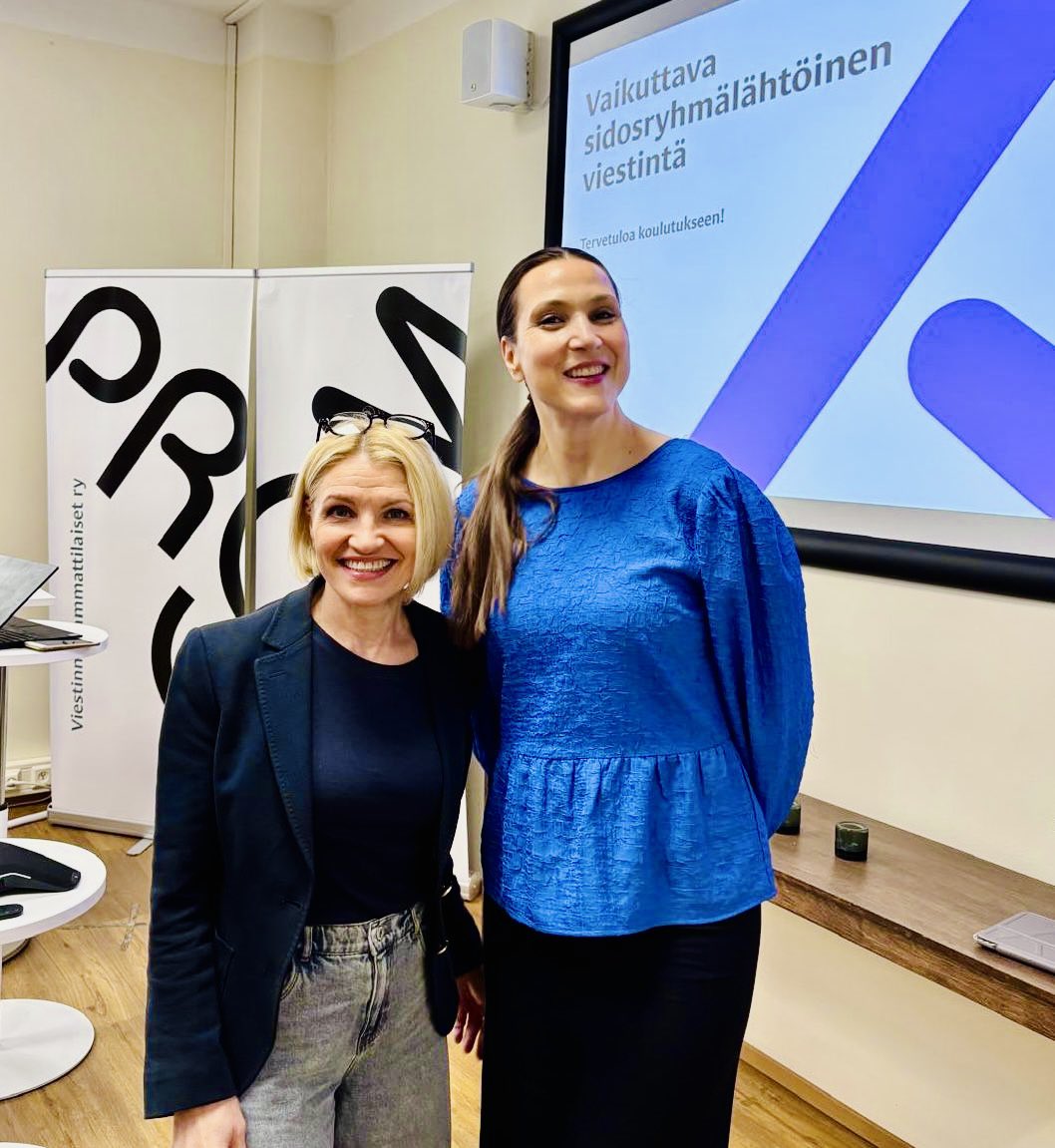 Todella vilkas valmennusten kevät alkaa olla loppusuoralla. 💎💎

Eilen <a href="/TerttuSopanen/">Terttu Sopanen</a> ja <a href="/MerjaKarjanmaa/">Merja Karjanmaa</a> valmensivat <a href="/ProComRy/">ProCom ry</a>’ssä #viestintä’johtoa ja asiantuntijoita viestimään entistä sidosryhmälähtöisemmin ja vaikuttavammin mm. #palvelumuotoilu’n keinoin. #vaikuttavuus