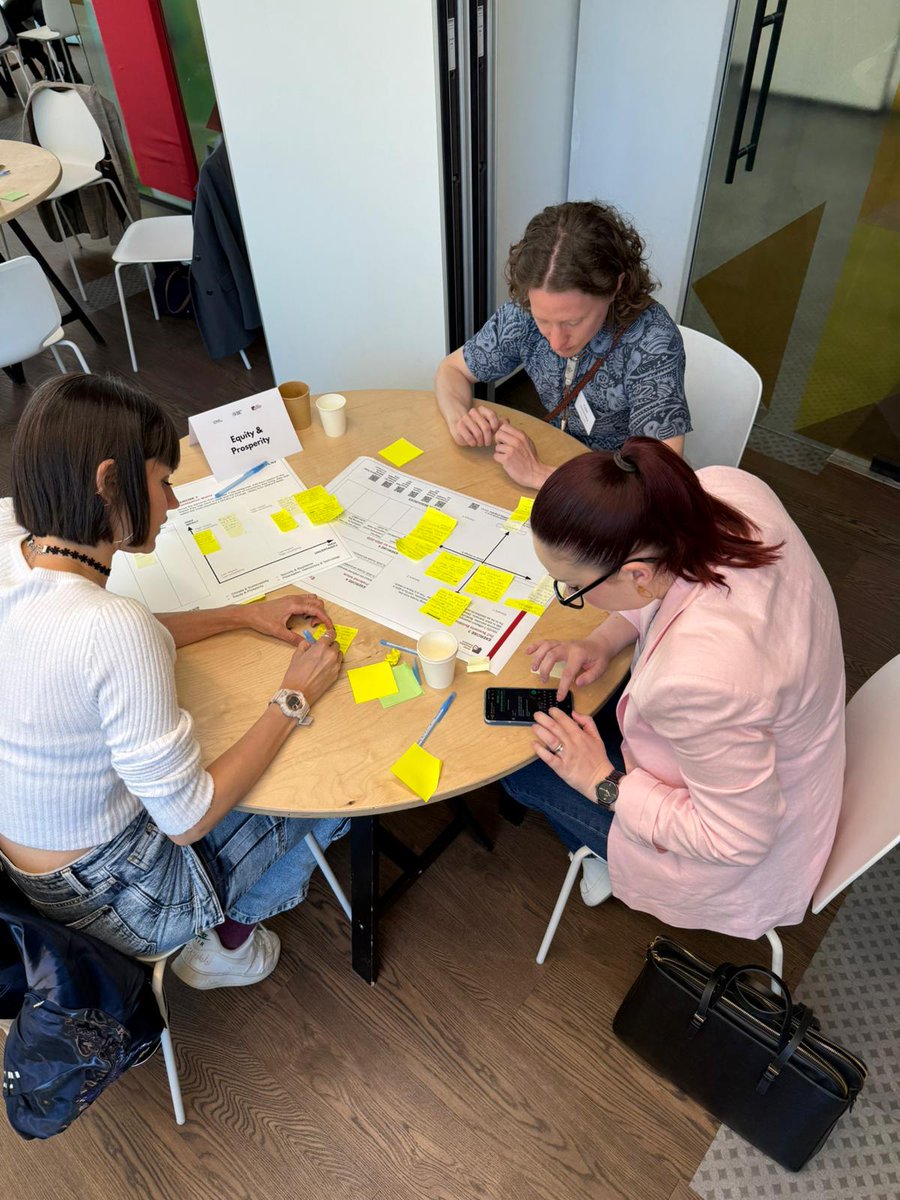 Friends of Europe tweet media