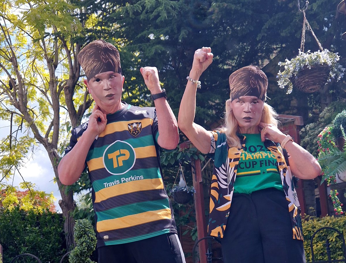 Steve, Di & Chopsdog tweet media