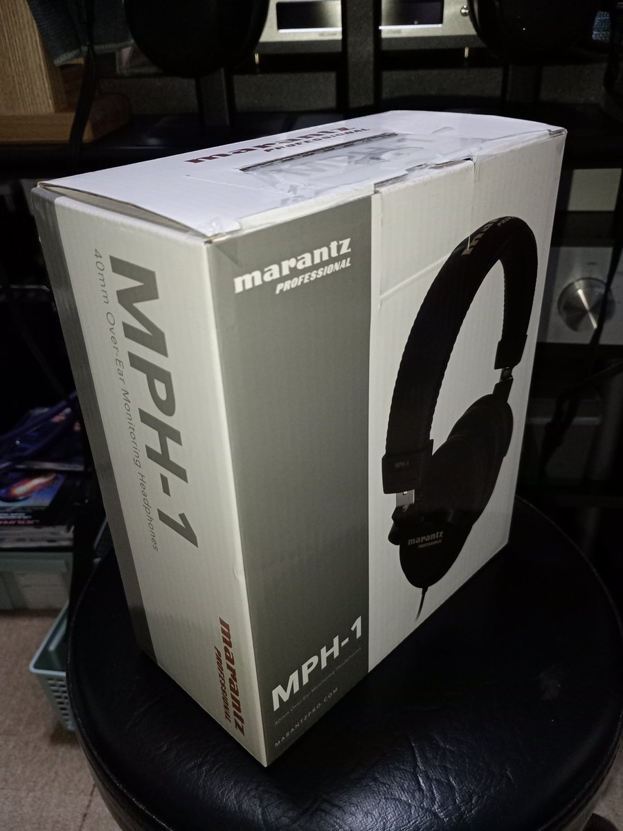 Jl1Pyb's tweet photo. #ヘッドフォン
#Marantz
#オーディオ
#FIIOJM21
#アマチュア無線
Marantz Professional MPH-1
ヘッドフォン届く! https://t.co/K5Yd2vsxR6
