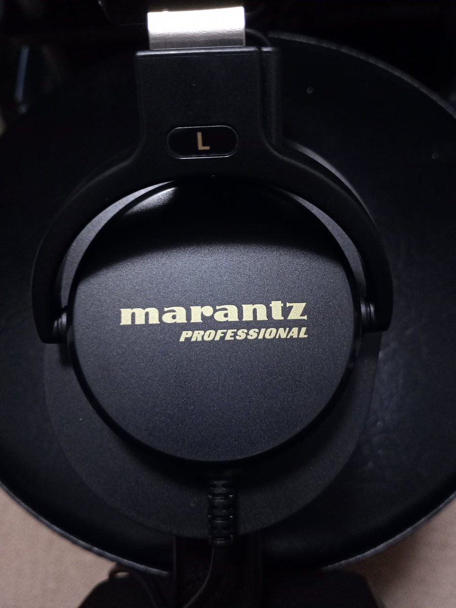 Jl1Pyb's tweet photo. #ヘッドフォン
#Marantz
#オーディオ
#FIIOJM21
#アマチュア無線
Marantz Professional MPH-1
ヘッドフォン https://t.co/zI4mj9lHXW