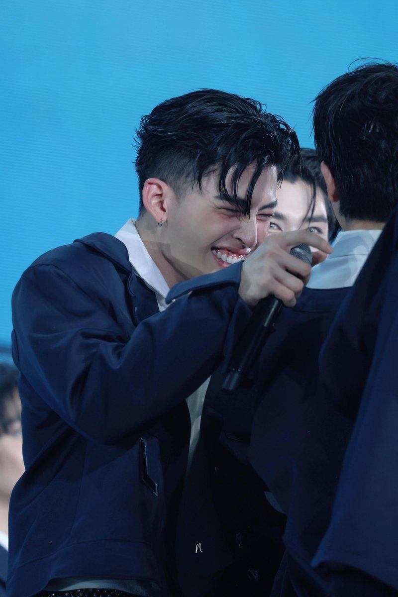 😆😆

PONDPHUWIN LOVEMOSPHERE D2
#LOLFanFest2025D2
#ppnaravit