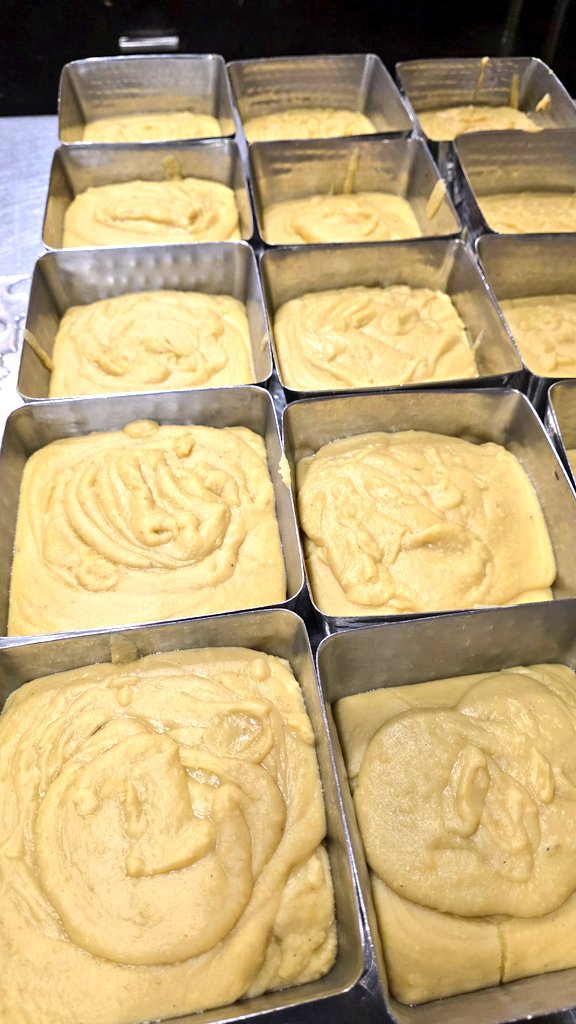 ChefBRouge's tweet photo. Made a vegan yellow Split Pea Paté for the kiddos at school, and I was a bit surprised to hear they loved it!
#PlantBasedChef #VeganFood https://t.co/RxQawpMtqe