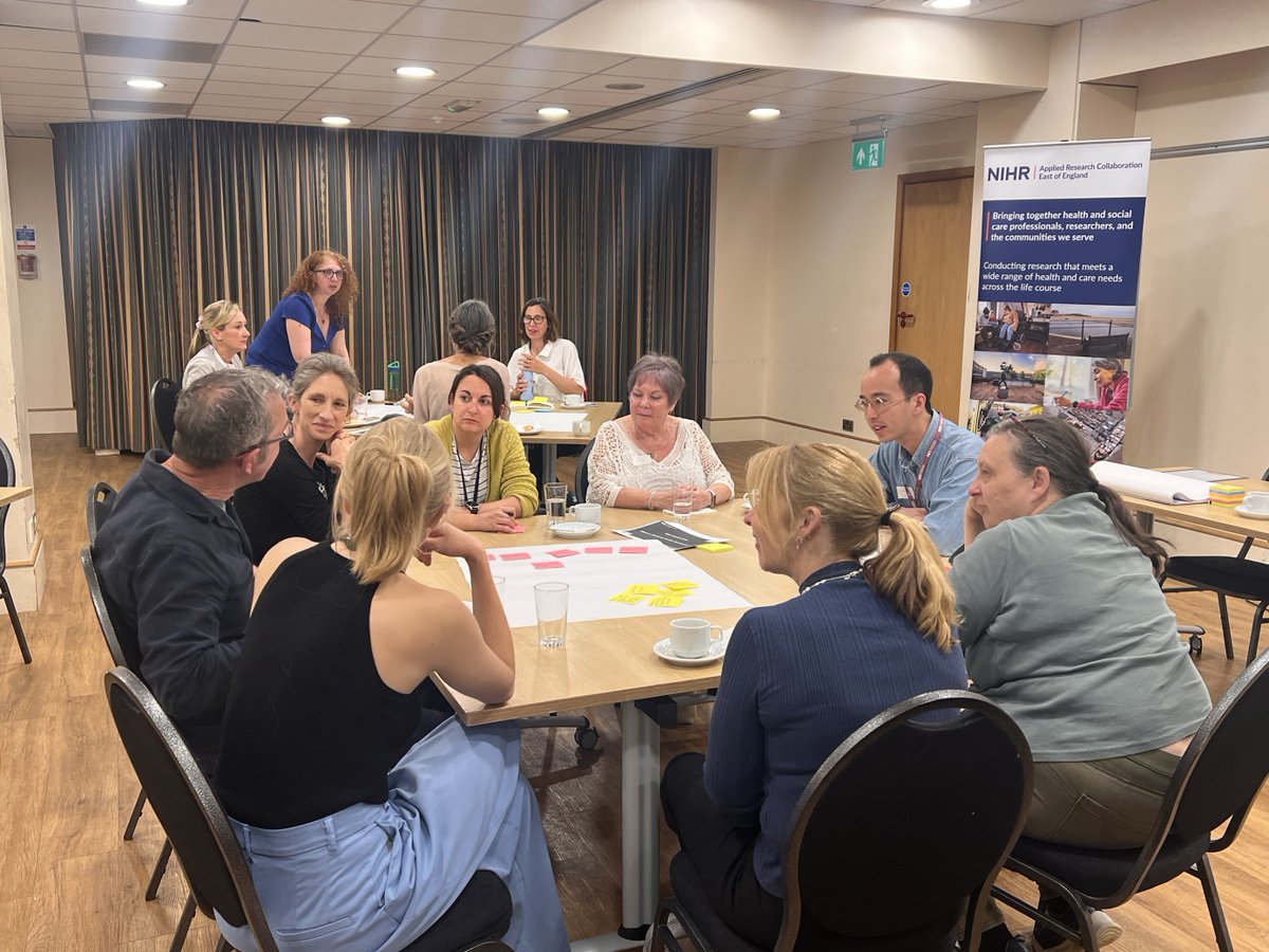 🌻Earlier this week, <a href="/ARC_EoE/">NIHR ARC East of England</a> DEMCOMM Fellows hosted a #DementiaActionWeek workshop exploring dementia-friendly communities. What an engaging event with great insights from <a href="/hertscc/">Hertfordshire County Council</a>, <a href="/CarersinHerts/">Carers in Herts</a>, @AgeuKHerts, @TheRedShedGarden and @dementiaadv!