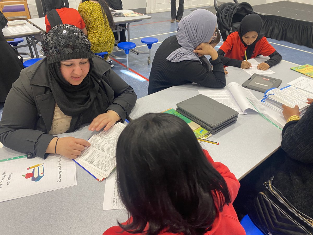 Mr Lamprey (@sportatclifton) on Twitter photo Great to see so many parents and carers attending the Y5 #English inspire session <a href="/CliftonPrim/">CliftonPrimary</a> today. <a href="/CliftonCoHead/">Dr Allen</a> <a href="/MissBi17/">Miss Bi</a> <a href="/Literacy_Trust/">National Literacy Trust</a> <a href="/BhamCityCouncil/">Bham City Council</a> <a href="/MrBhachuMaths/">Mr Bhachu</a> Great to see so many parents and carers attending the Y5 #English inspire session <a href="/CliftonPrim/">CliftonPrimary</a> today. <a href="/CliftonCoHead/">Dr Allen</a> <a href="/MissBi17/">Miss Bi</a> <a href="/Literacy_Trust/">National Literacy Trust</a> <a href="/BhamCityCouncil/">Bham City Council</a> <a href="/MrBhachuMaths/">Mr Bhachu</a>