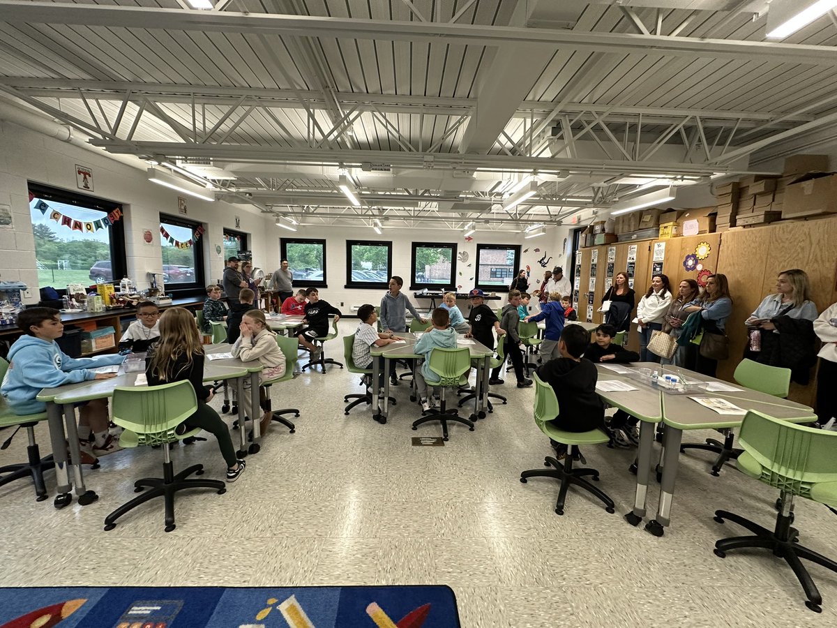 Mrs. Vidya CCS STEM tweet media