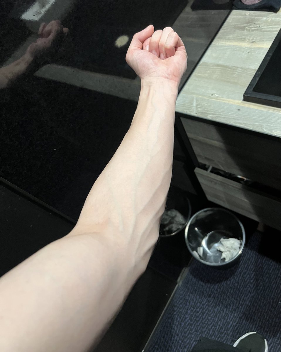 เทรนเนอร์โหดบอกต่อครับ 😜