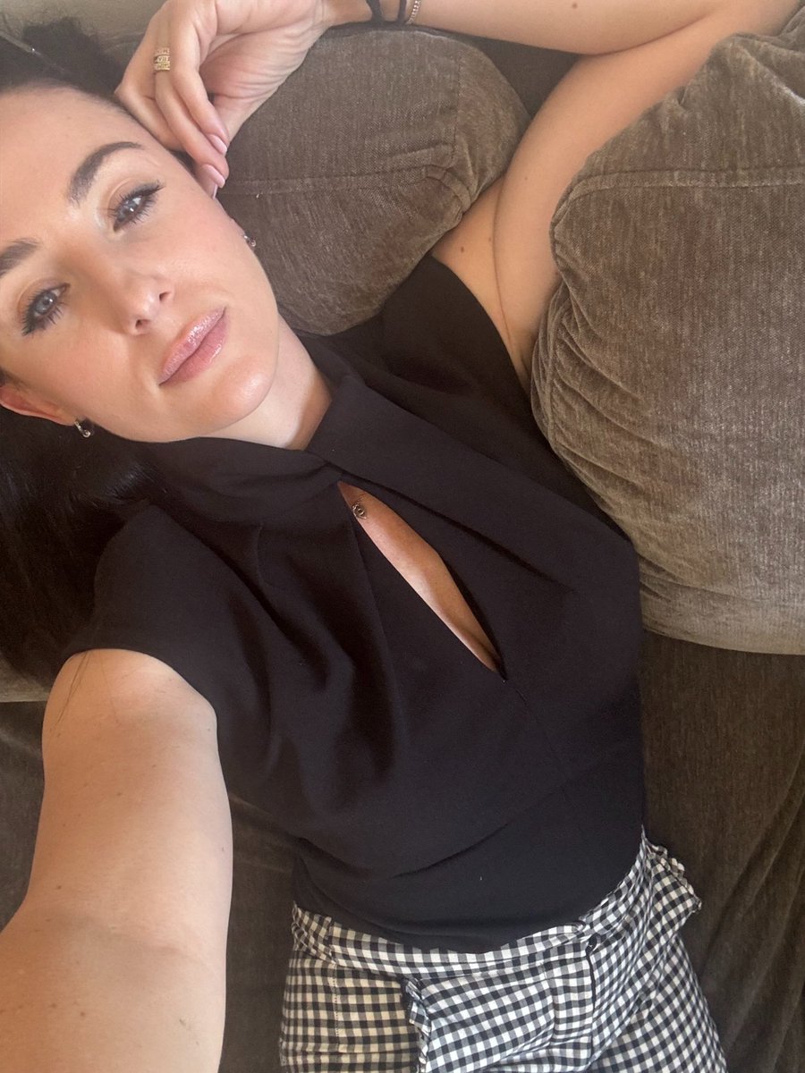 Angeliki tweet media