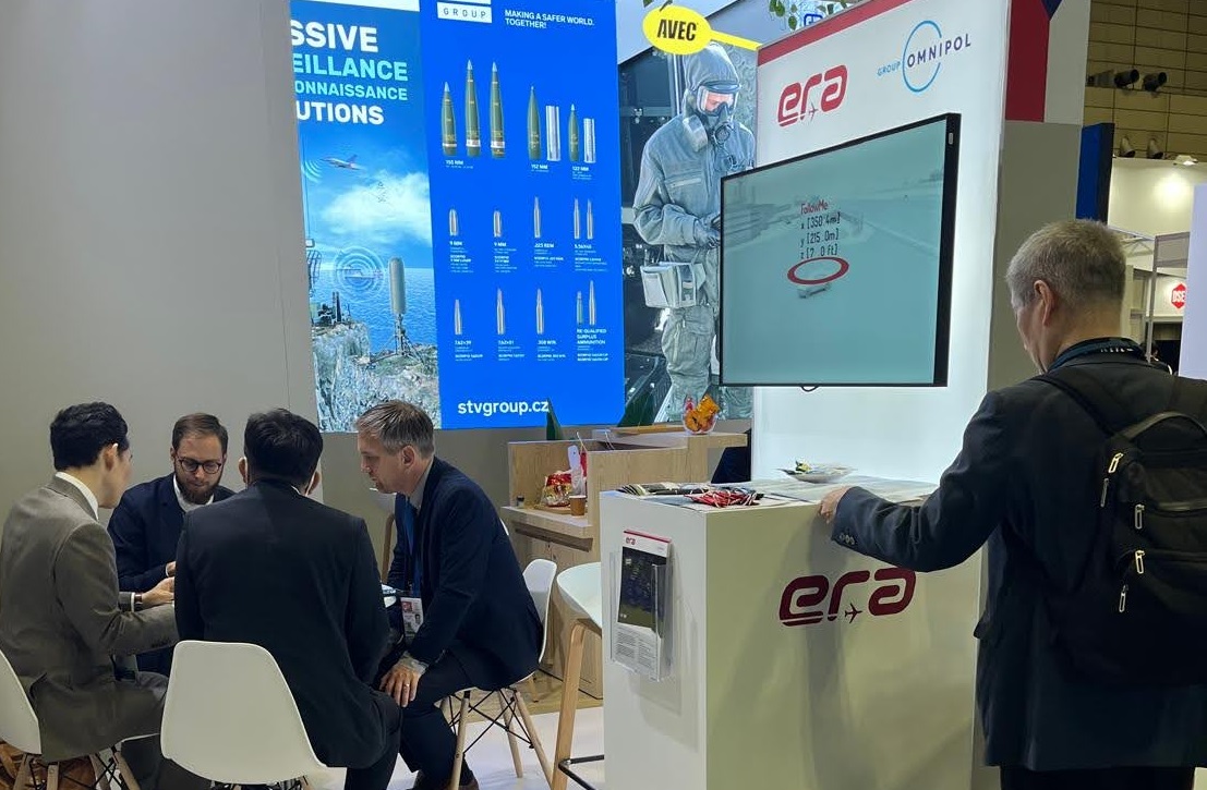 DSEI Japan 2025: tento týden se ve východní Asii kromě výstavy #LIMA🇲🇾koná další veletrh🪖technologií a ani zde nechybí ERA tým.💪Po úspěšné penetraci 🇯🇵trhu s technologiemi pro řízeni letového provozu🛫se ERA nyní snaží představit své unikátní🧠pasivní systémy obrannému sektoru.