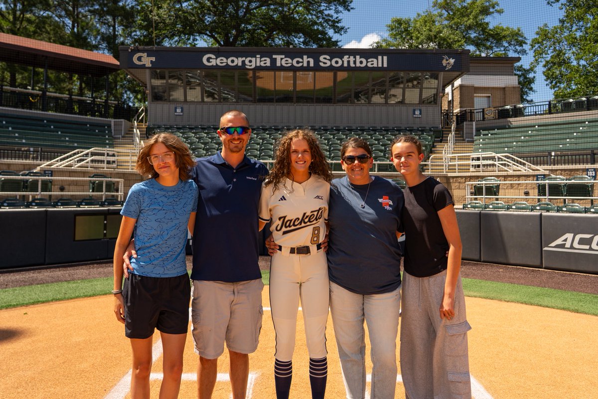 Thank you <a href="/GaTechSoftball/">Georgia Tech Softball 🥇🥇🥇🥇🥇</a> for being good to me🫶🏼🫶🏼 #uncomitted