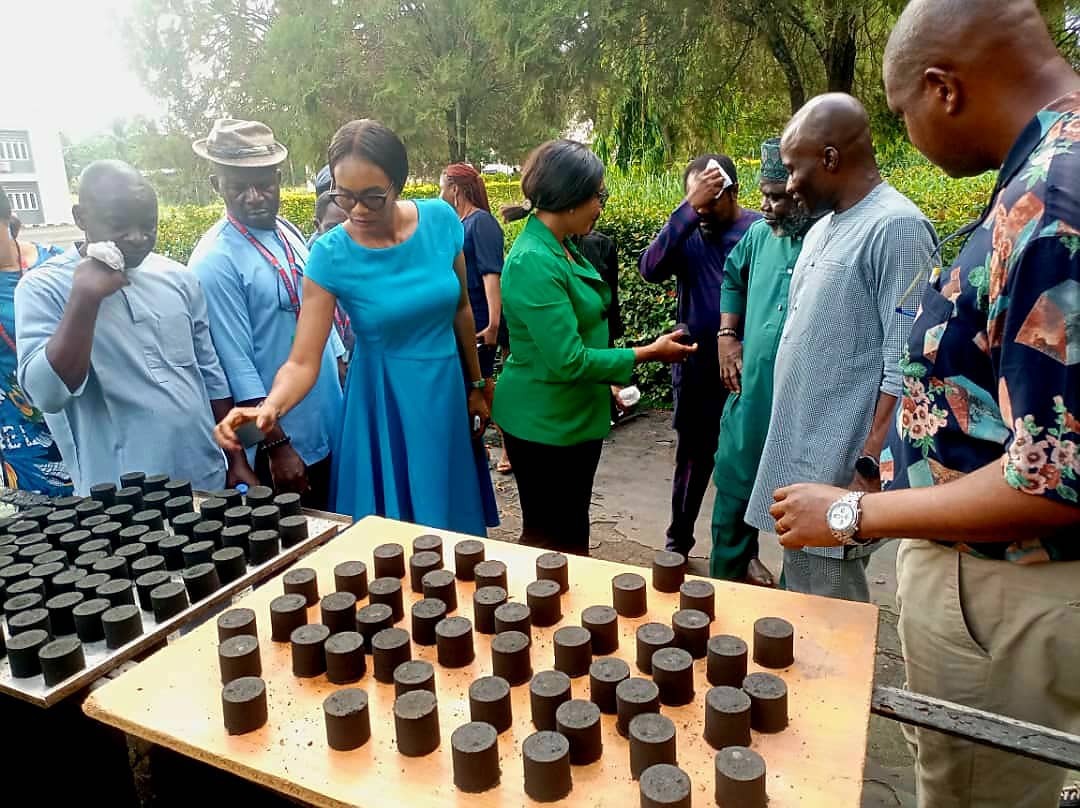 OfficialSEDIE's tweet photo. May 21, 2025, a delegation from Dave Umahi Federal University of Health Sciences (DUFUHS), led Prof. Clementina Igwebuike Osi visited SEDI Enugu to explore partnerships in innovation and capacity building. #SEDIEnugu #Innovation #CapacityBuilding #STEM #CollaborationForGrowth https://t.co/VRUM76uIKt