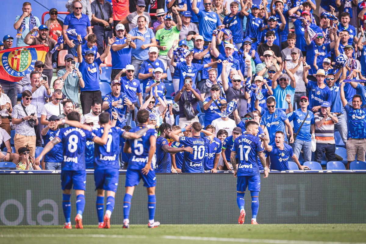 🔵⚽️|La afición del <a href="/GetafeCF/">Getafe C.F.</a> dará el Pregón de las Fiestas de Getafe el próximo 7 de junio
📌El encargado de darlo será José Antonio Carrascosa, presidente de la <a href="/FPGETAFE/">Federación de Peñas Getafe C.F.</a>, en representación del colectivo
👇
alcabodelacalle.es/deportes/getaf…