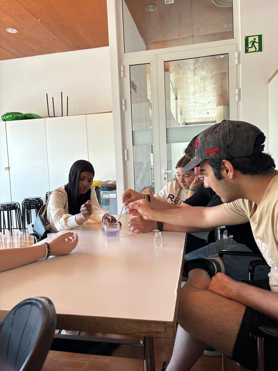 🇹🇷🇪🇺🇪🇸Okul Eğitimi Akreditasyon projemiz kapsamında Kabataş Erkek Lisesi öğrencilerimiz İspanya'da bulunan "I.E.S. Blas Infante" okulunda "Eğitimde Bilişim Teknolojilerinin Kullanımı" alanında öğrencili grup hareketliliklerini tamamladılar.
<a href="/tcmeb/">Millî Eğitim Bakanlığı</a> 
<a href="/ulusalajans/">Türkiye Ulusal Ajansı 🇹🇷 Turkish NA</a> 
<a href="/istanbulilmem/">İstanbul İl Millî Eğitim Müdürlüğü</a>