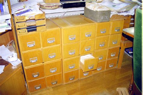 du entscheidest dich nach einem date mit einem cuten bielefelder verwaltungsjuristen noch mit hoch zu kommen und siehst dann das hier, was tust du?