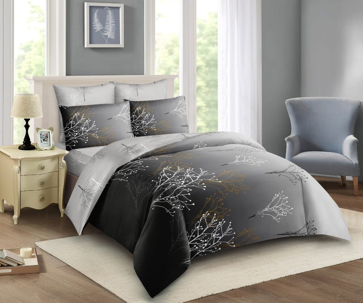 PamelaBeddings's tweet photo. New 10pcs duvets 
2 pillowcases 
2 bedsheets 
2 cushions 
2 curtains 
1 pair of sandals 
1 neck roll 
And a duvet
Price : 260k 
Contact:0789185642 https://t.co/SEoMduRi1m