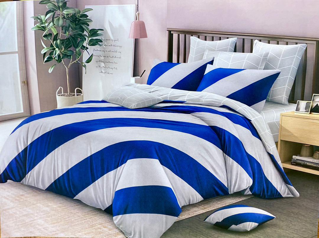 New 10pcs duvets 
2 pillowcases 
2 bedsheets 
2 cushions 
2 curtains 
1 pair of sandals 
1 neck roll 
And a duvet
Price : 260k 
Contact:0789185642