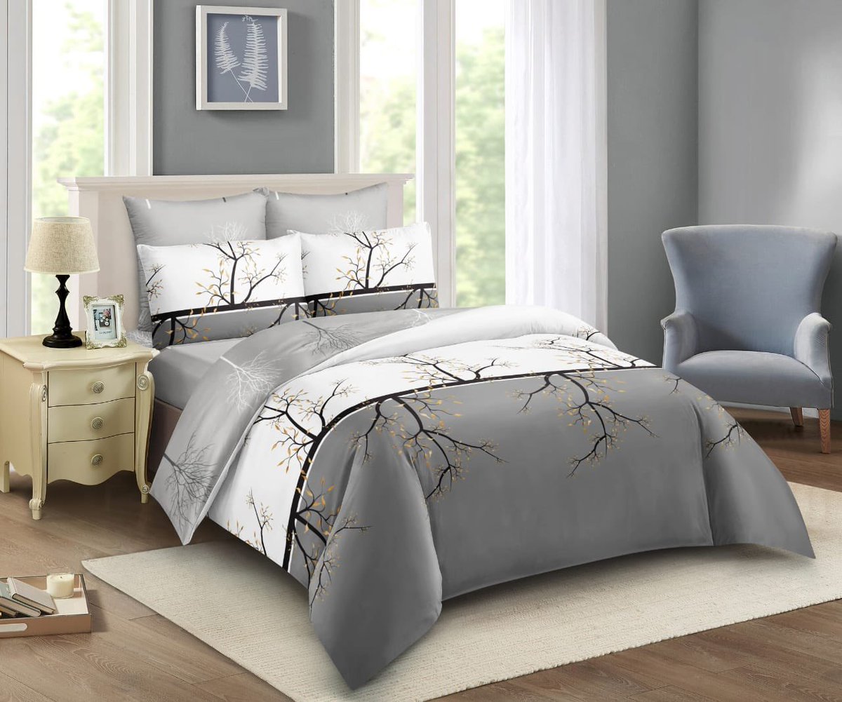 PamelaBeddings's tweet photo. New 10pcs duvets 
2 pillowcases 
2 bedsheets 
2 cushions 
2 curtains 
1 pair of sandals 
1 neck roll 
And a duvet
Price : 260k 
Contact:0789185642 https://t.co/SEoMduRi1m
