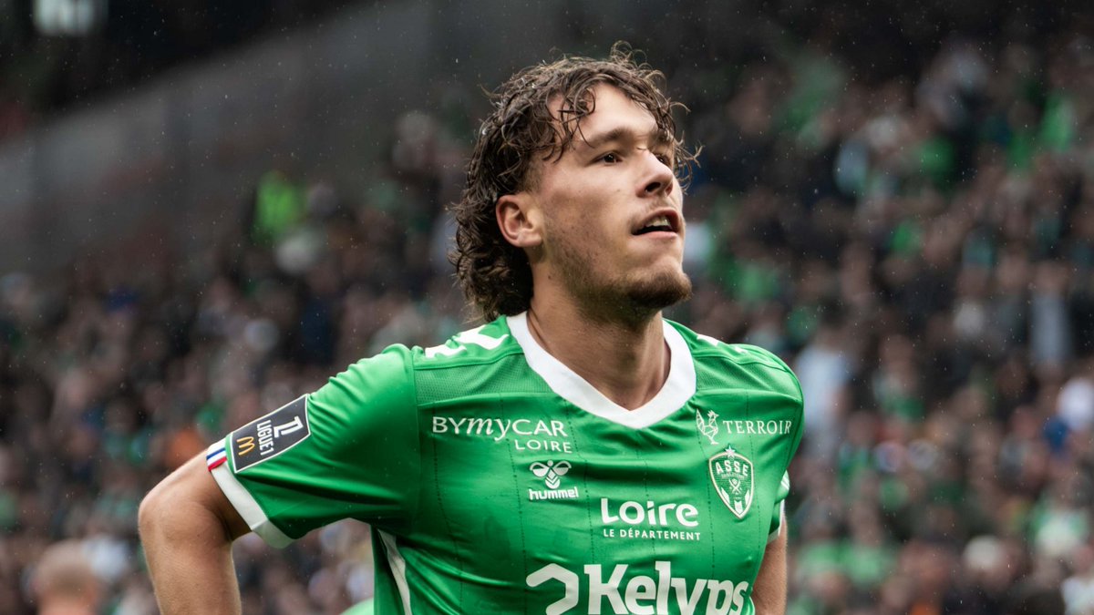 TRIBUNE_STÉPHANOISE tweet media