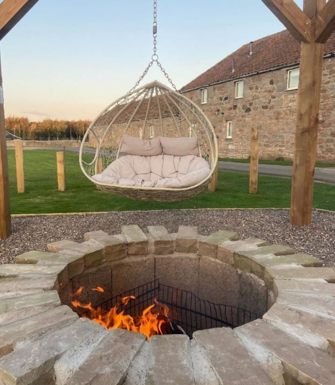 We Accept Pets tweet media