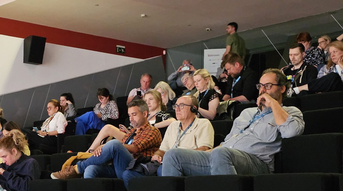 CIRCOMRegional's tweet image. EU media regulation at the help of journalists and media - explained by Carlos Aguilar Paredes, chair of EBMS, at @CIRCOMRegional Annual Conference, hosted by @som3cat in Barcelona.
Let's connect and innovate!
CONNECTEM!
#CIRCOM2025
