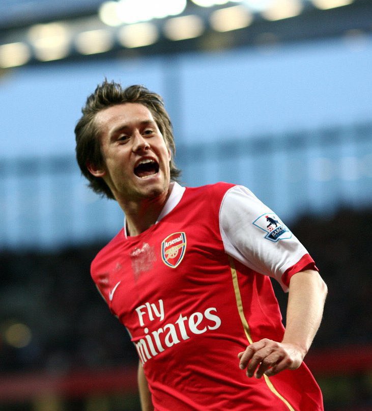 Arsène Wenger in January 2015: “If you love football, you love Tomas Rosicky!” ❤️🇨🇿