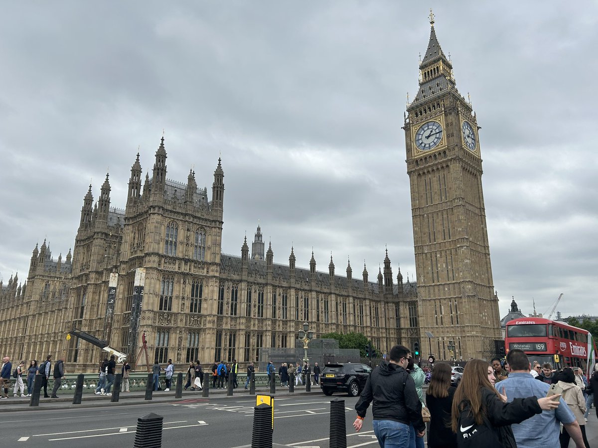 kbanhamphysio's tweet photo. Excited to be in London for the #FallsTech conference. Whistlestop sightseeing yesterday π€£ https://t.co/wKeByUvkVA