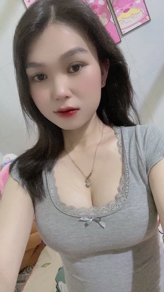 sugarppa35's tweet photo. Con trai làm tình được vài phút cặt mẹ Ku đi anh https://t.co/HSwt2EbuK2