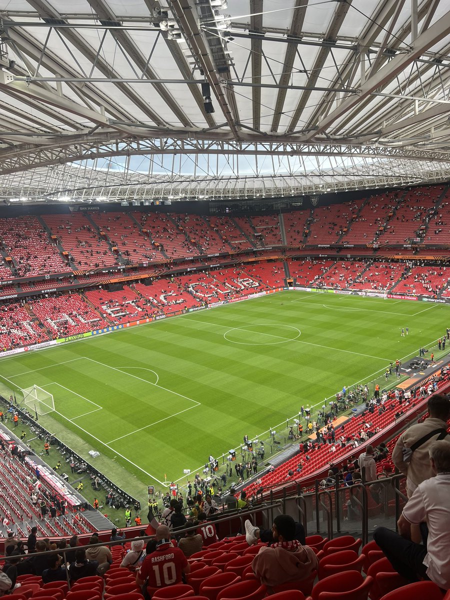 joss45189559's tweet photo. Shite football. Good memories https://t.co/6CBIe4h5sh