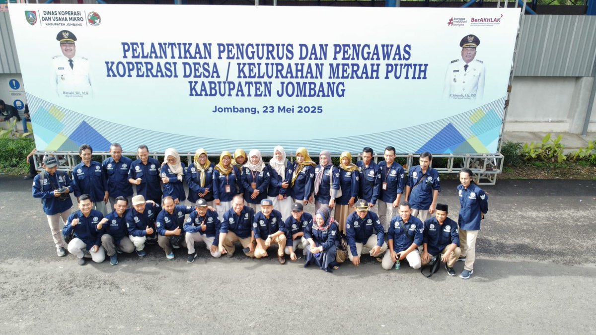 BagusTheLegen's tweet photo. Setelah Musyawarah Desa Khusus (Musdessus) Pembentukan KDMP dan Akte Notaris, semua Tenaga Pendamping Profesional (TPP) mengawal KDMP untuk proses mendapatkan Badan Hukum.
#TppKawalBadanHukumKdmp
@prabowo
@YandriSusanto27
@ArizaPatria
@taufikmadjid71
@kemendespdt
@bpsdmkemendesa https://t.co/KjkDia15L7