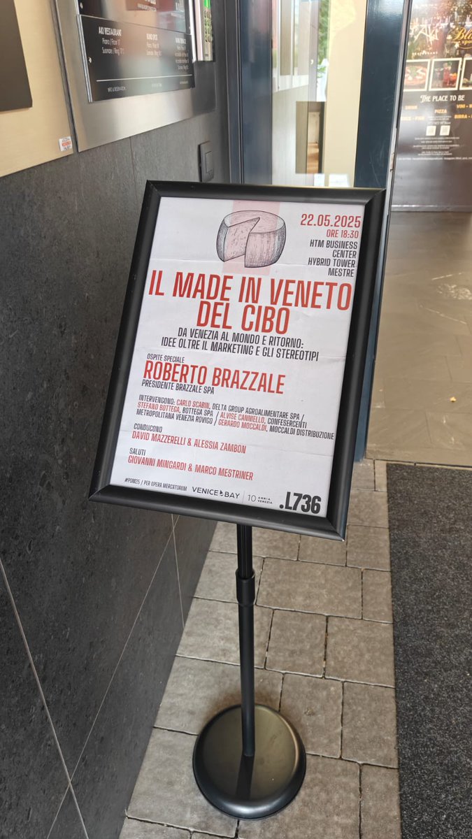 davidmazzerelli's tweet photo. Che bella serata ieri sera alla Hybrid Tower di Mestre, aria fresca con Roberto Brazzale, presidente di Brazzale Spa. Grazie a @VeniceBay, a @L736_Venezia e al suo presidente @giomingardi ad Alessia Zambon e agli altri ospiti: Stefano Bottega e @gemoccaldi.

#VeniceBay10 https://t.co/0DkzFiExxM