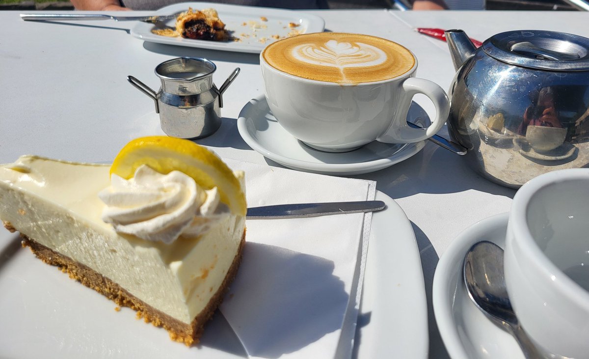 Coffee &amp; cake with a view at <a href="/GlencarTeaShed/">teaSHED</a> #leitrimireland