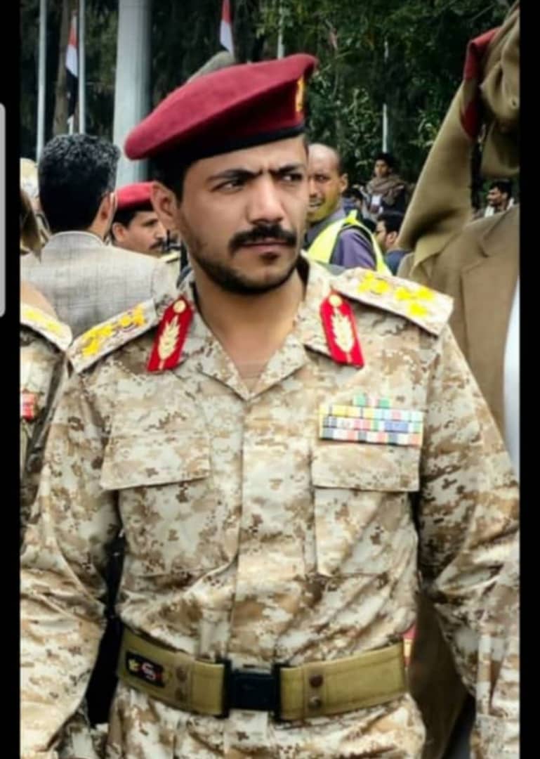 أحمد هادي الوايلي Ahmed Hadi (@bwkldlwyly57591) on Twitter photo على طريق القدس شيعنا رجال اجواد
امثال بن جابر رزامي
عليك يا احمد جابر الصفراء حَزن وحِداد
وارض صعده في ظلامي
من بعد سيره خالده فيها عطاء وجهاد
وحظور فالخط الأمامي
نلت الشهاده لي لها قلبك على استعداد
يهناك يا نسل الكرامي 
ابـو محمد  موقفه والـدرب ما ينـــعاد
وكان في قـَد على طريق القدس شيعنا رجال اجواد
امثال بن جابر رزامي
عليك يا احمد جابر الصفراء حَزن وحِداد
وارض صعده في ظلامي
من بعد سيره خالده فيها عطاء وجهاد
وحظور فالخط الأمامي
نلت الشهاده لي لها قلبك على استعداد
يهناك يا نسل الكرامي 
ابـو محمد  موقفه والـدرب ما ينـــعاد
وكان في قـَد