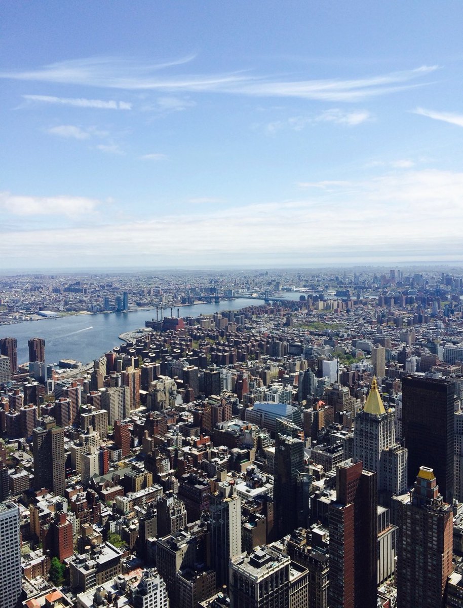 Rimmilov's tweet photo. New York wartet π½
112.000 Meilen + 138 β¬!
Champagner, Empire State Building β
so bringt Fliegen SpaΓ! π₯πΎπ #LufthansaFirstClass https://t.co/UXd5ciWpXx