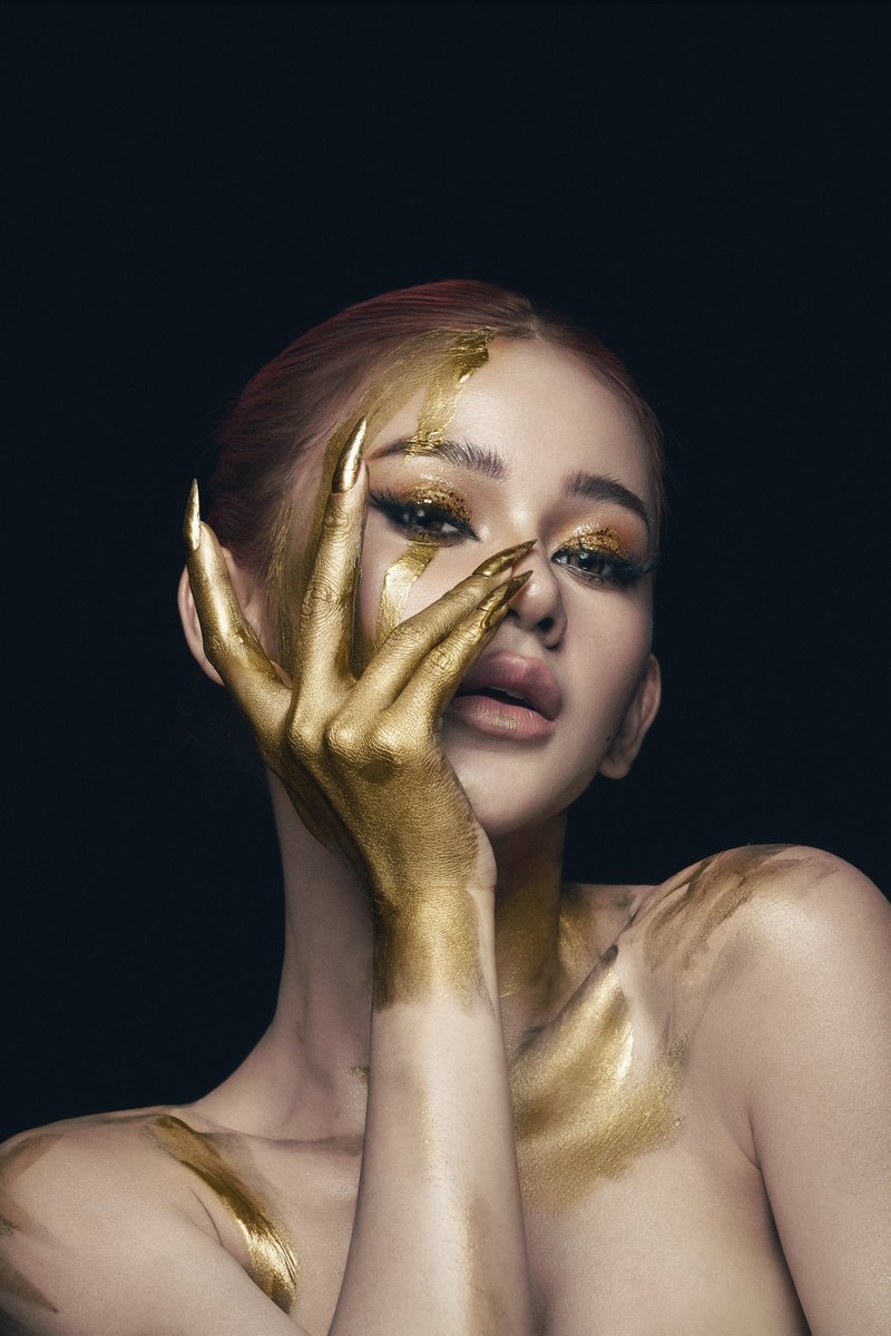 eldzsmejia's tweet photo. Everything they touch turns to GOLD ✨👑

G22 MAY AABANGAN
#G22ComingSoon 

Photo by @bjpascual
Creative direction by me 🫶🏼 https://t.co/A74D5JFhpE