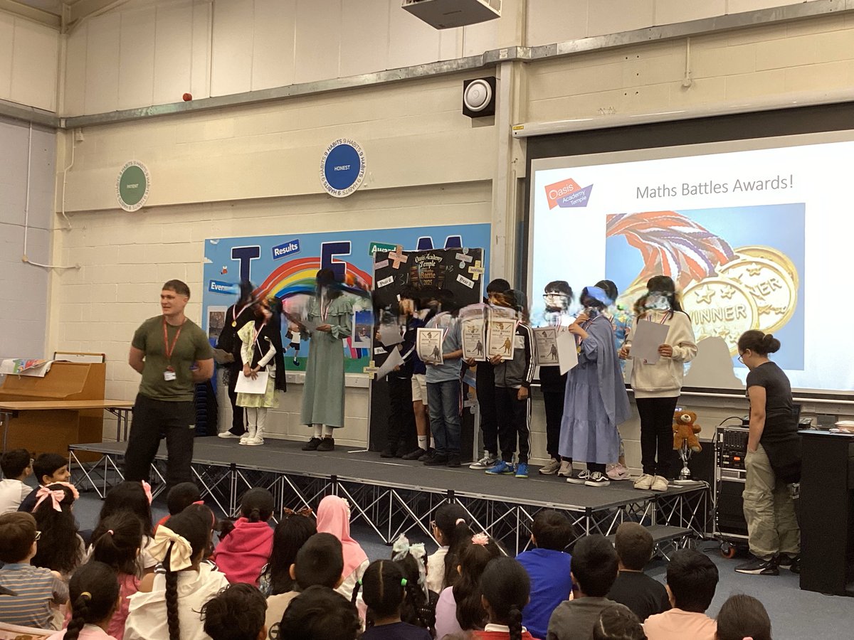 Today at Temple our bronze, silver and gold winners received their certificates and medals! #mathsbattle #ALLwinners #OasisAcademyTemple
