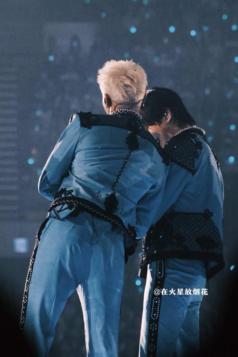 Zhang_H_X's tweet photo. 📷 2025/5/23
kiyo😘
#SHINee #샤이니 
#MINHO #민호 #Minho 
#TAEMIN #태민 #Taemin 
#SHINee_PoetlArtist
#2min #2MIN #투민 https://t.co/e1PgdoGa19