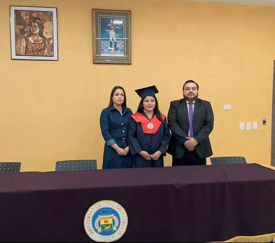 El <a href="/UcePosgradoFJ/">Posgrado Jurisprudencia UCE</a> de <a href="/JurisprudenciaU/">jurisprudenciaUCE</a> de <a href="/lacentralec/">Universidad Central del Ecuador</a> felicita a la Abg. Andrea Huilcatoma Tarco por la obtención del título de Especialista en Contratación Pública.