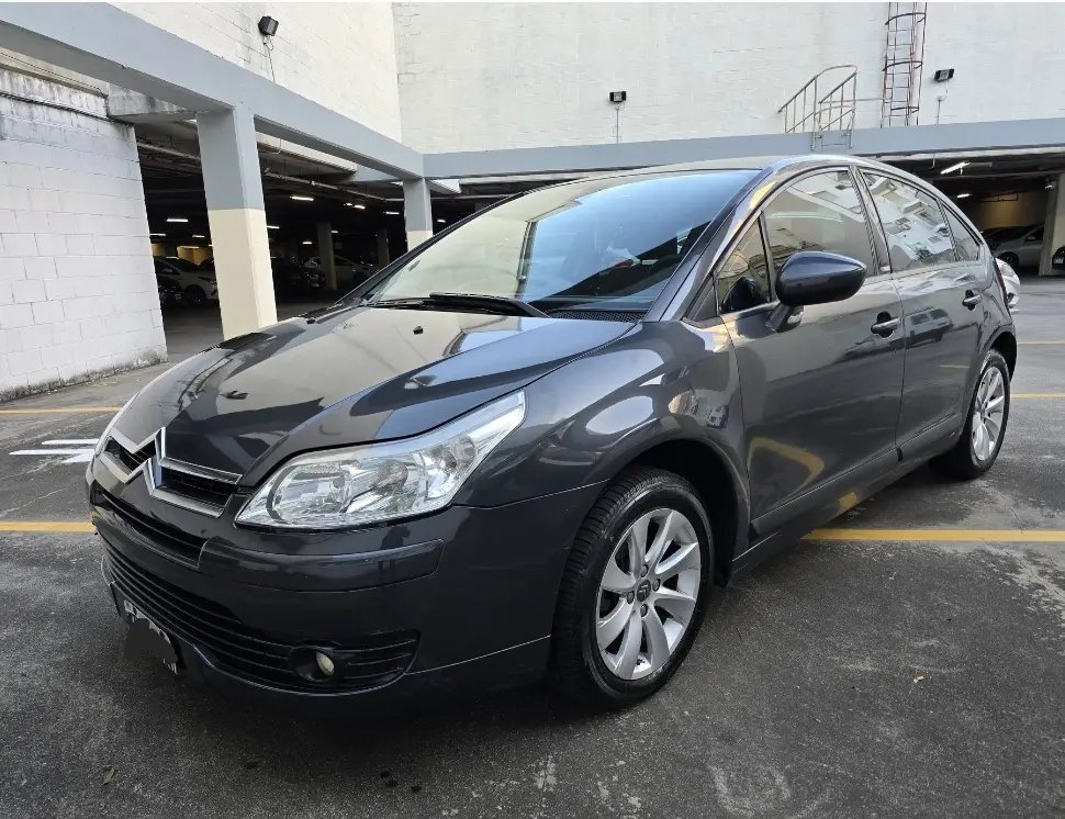 V6 Marketplace tweet media