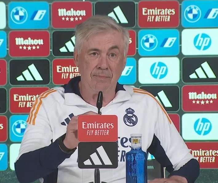 عمرو tweet media