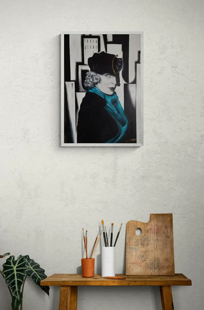 EZradickova's tweet photo. Tamara de Lempicka
70x50cm
Olej na plátně/ oil on canvas
Tento portrét je poctou samotné Lempické – ikoně mezi umělkyněmi první poloviny 20. století, známé nejen svým výtvarným stylem, ale i osobním šarmem a nezaměnitelným vzhledem. https://t.co/TCYHc25wln