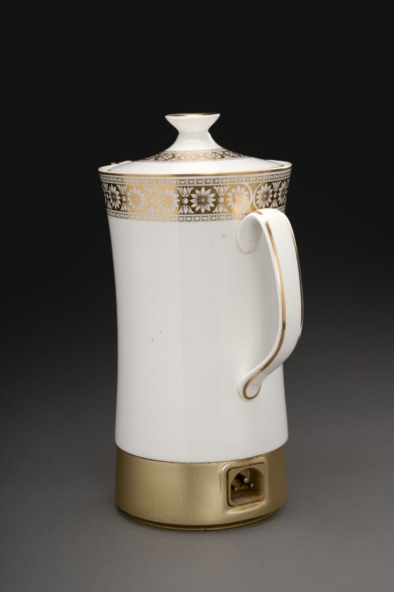 This week's #FridayFinds highlights recently unpacked items featuring the ‘Gold Marguerite’ pattern, which was mainly produced during the 1960s. Among the objects is a smoking set, comprising of a jar, lighter, and a electronic coffee pot made in collaboration with Russell Hobbs.