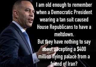 bluhue123's tweet photo. Do you stand with Hakeem Jeffries?
Yes or No https://t.co/d1i9wm6NS8