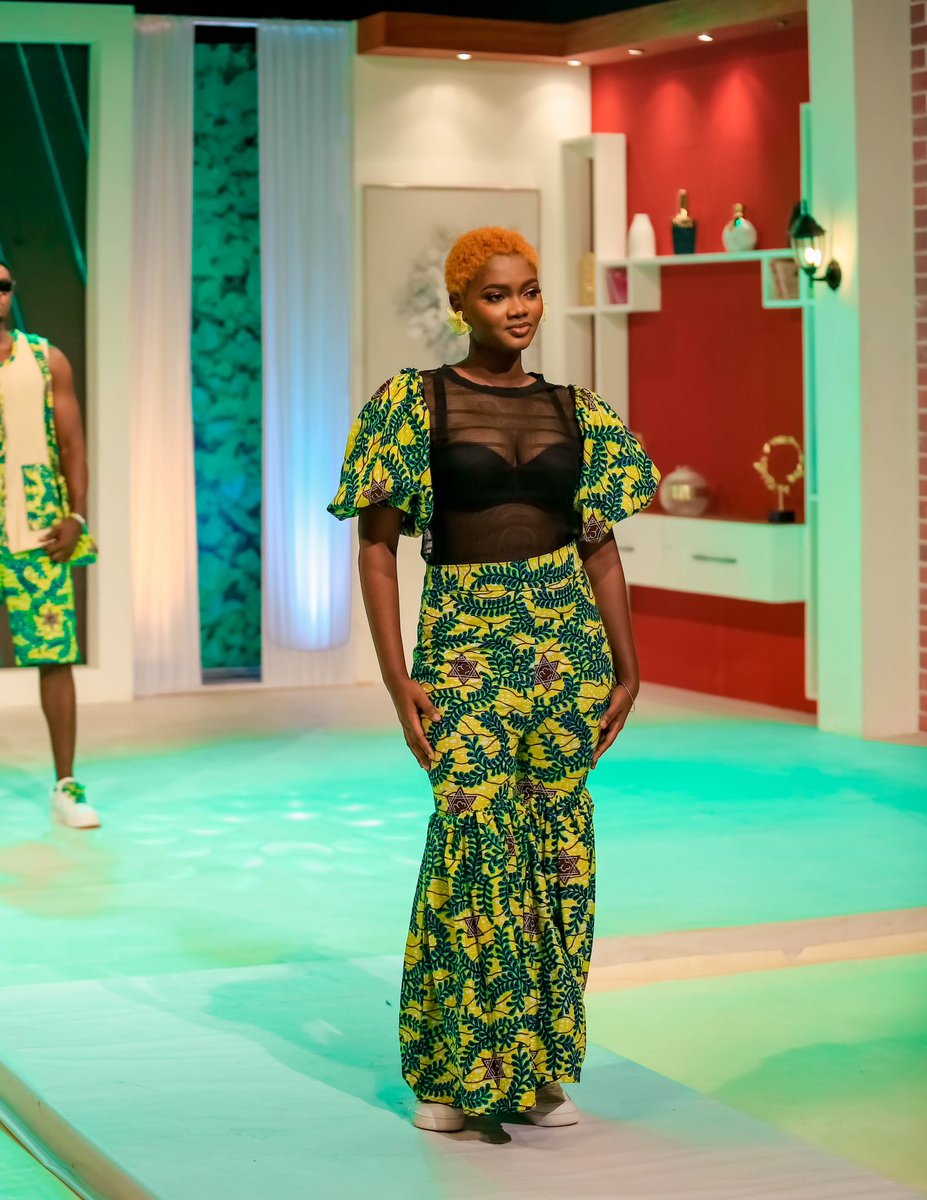 3Xtra_GH's tweet image. Oheneba, Ewurama and their fantastic stylist @_officialtessy made magic happen with this beautiful beach vibe creation. ๐๏ธ
#PerfectMatchXtra #PMXtra #PMXtraS3
