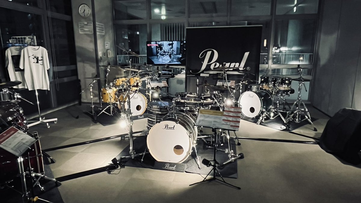 pearl_drum's tweet photo. いよいよ明日から #ドラパラ大阪2025
パールブース設営完了です！

当面ここでしか見られない新製品も展示します🥁

会場にて当日入場券/イベント入場券も販売予定！新大阪駅近🚃、近隣にコインパーキング🚗多数ありのココプラザ🏢
完全室内で雨でも楽しく過ごせます☔️
是非皆様のお越しをお待ちしております！

▼入場チケット情報
https://t.co/Gs1UWjzaDS