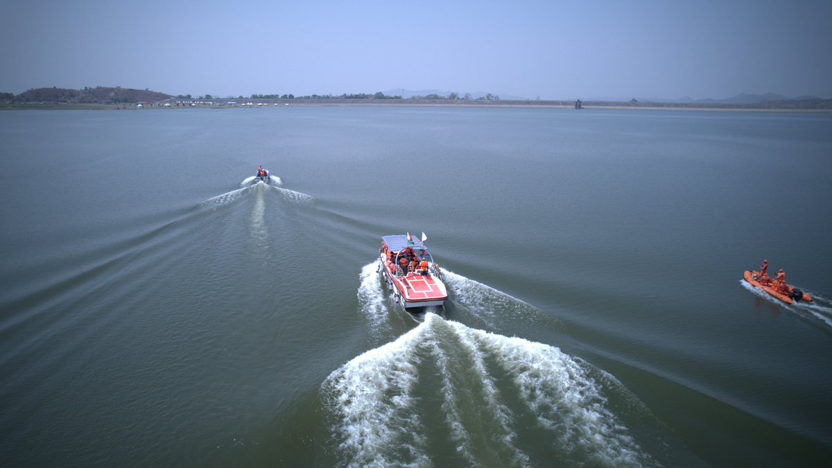 VtvGujarati's tweet photo. મહેસાણા: મુખ્યમંત્રી ભૂપેન્દ્ર પટેલે ધરોઈ એડવેન્ચર ફેસ્ટ’નો શુભારંભ કરાવ્યો, જુઓ તસવીરો

#mahesana #Dharoi #DharoiAdventureFest #AdventureFest #gujarat #cmbhupendrapatel #VTVDigital https://t.co/Mo75KhQqJM
