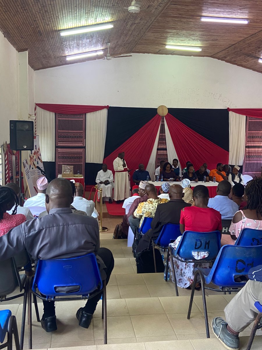 KammySaralyne's tweet photo. Let’s adopt comprehensive sexuality education, guided by values, truth, and respect.
Youthful pastors and faith leaders can lead peer sessions that educate and empower.
#Faith4Change #FaithAction #ShiftingNorms @FaithtoActionet
@kilifi_youth
@Youth_Dare
@SUPKEM1 https://t.co/X43OAie03c