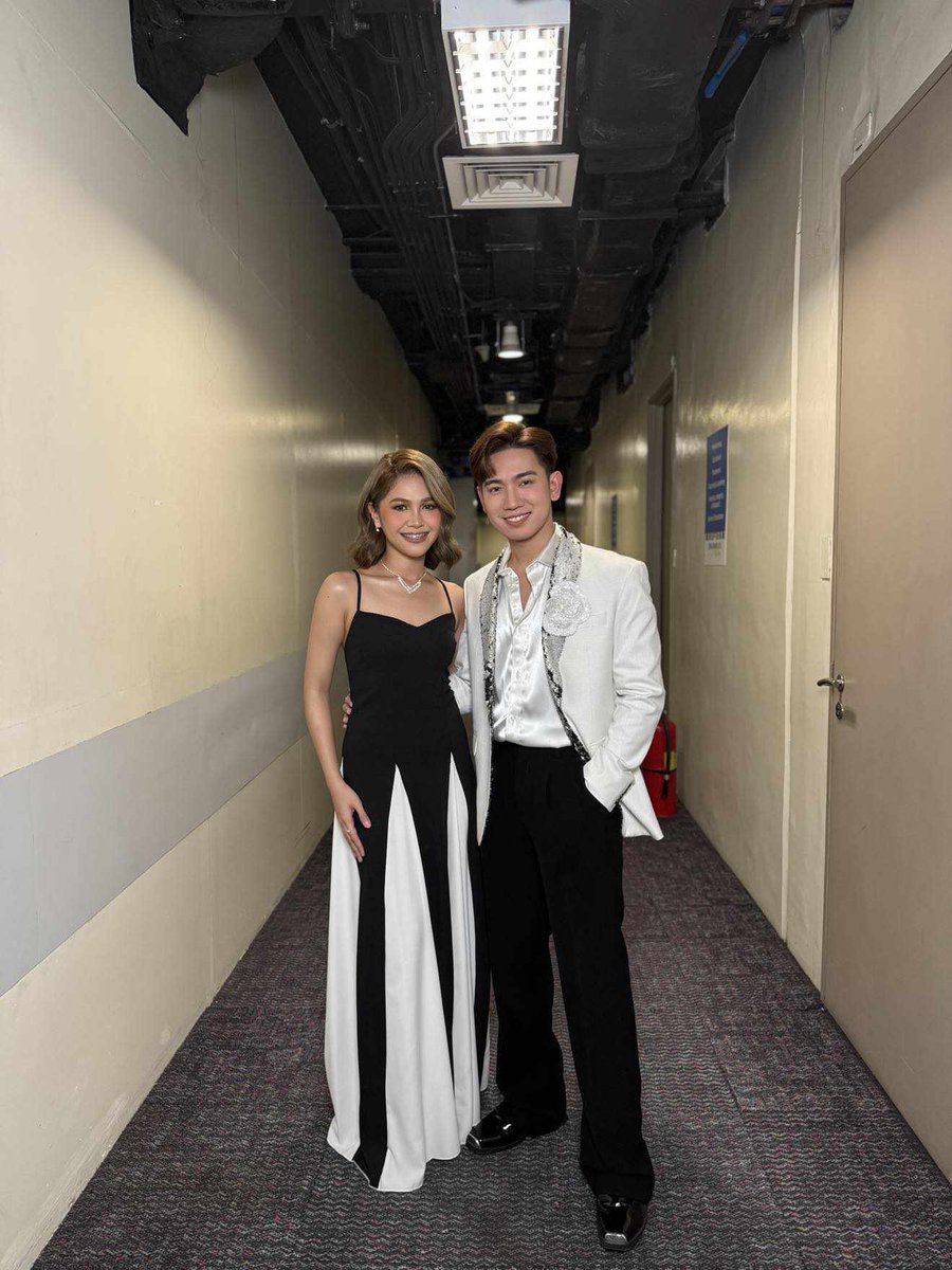 If you can dream it you can do it
JMIELLE VOICES UNITE

JMielleRocks InZambales

#JMielleAtDinamulagFest