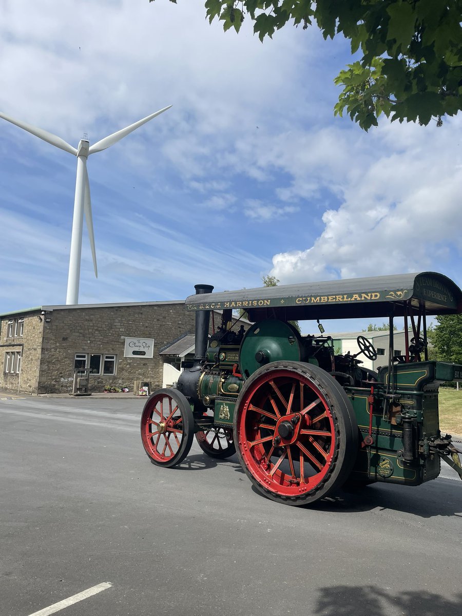 SPakenhamwalsh's tweet photo. Only in Lancashire would you see a Steam Tractor & crew in the car park stopping off for some @DewlayCheese 🧀🧀#dewlay #cheese #lancashire #garstang #steam #steamtractor https://t.co/RC0c2eEthl