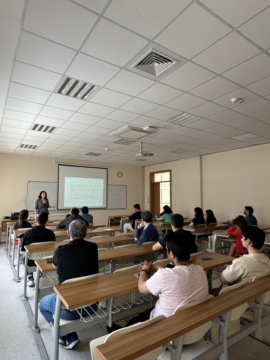 GtuIsletme's tweet photo. 22 Mayıs 2025 Perşembe günü saat 14.00’da Koç Üniversitesi Ekonomi ve Finans bölümünden Sevcan YEŞİLTAŞ İktisat Bölüm Seminerleri kapsamında "The Collateral Channel: Real Estate Prices and Firm Leverage" başlıklı çalışmasının sunumunu yapmıştır. https://t.co/J5pjBaLGuT