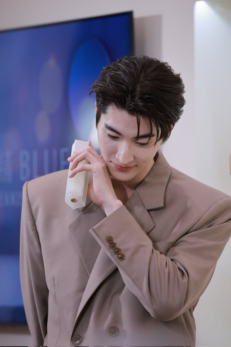 Blueda_15's tweet photo. (23052025)
น้องบลู Brand Ambassador of SEKKISEI Lotion ร่วมงาน KOSÉ SEKKISEI BLUE PRE-LAUNCH EVENT ณ Beauty Hall ชั้น M สยามพารากอน
@bluepongtiwat_
@KoseThailand
.
#SekkiseiBlue #น้ำตบโสมเซกิเซบลู
#HolisticBeauty #CleanBeauty
#Kampology #ReturnToOrigins
#KoseThailand #Bluepongtiwat
